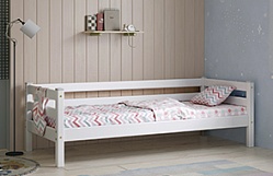 Кровать Соня Вариант 2 с задней защитой Белый полупрозрачный в Лесосибирске - lesosibirsk.mebel54.com | фото